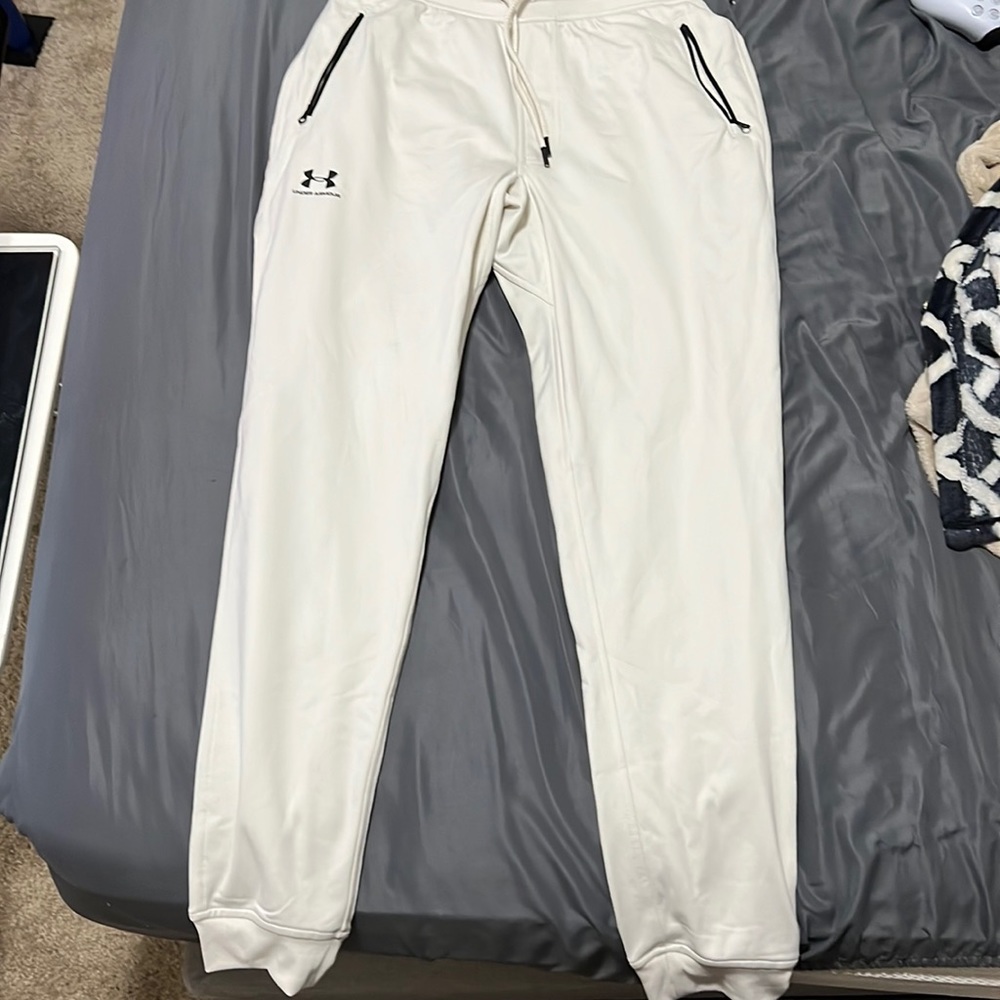 Under Armor Cream Joggers